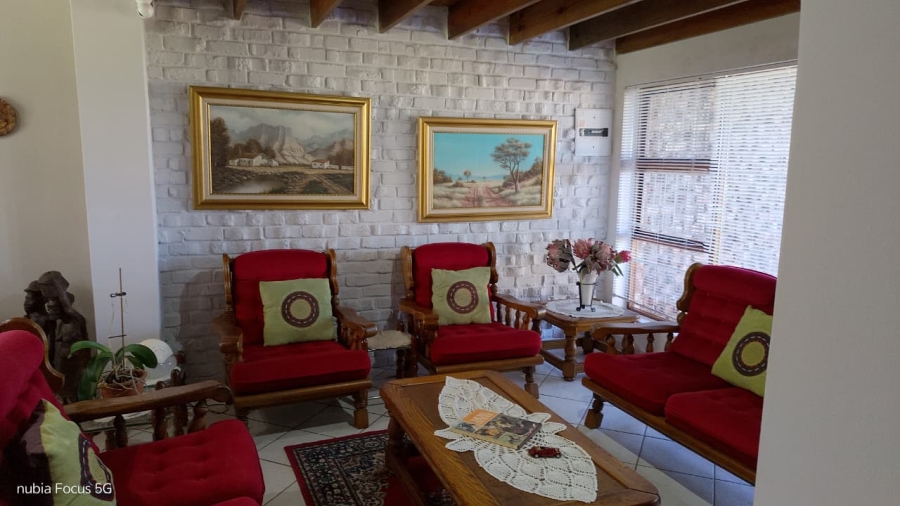 3 Bedroom Property for Sale in Wavecrest Eastern Cape